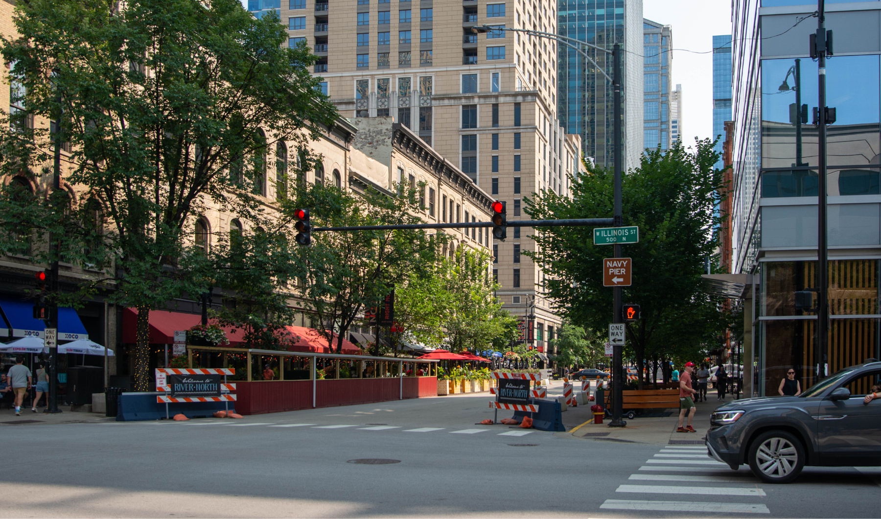 111 Point | River North Apartments in Chicago